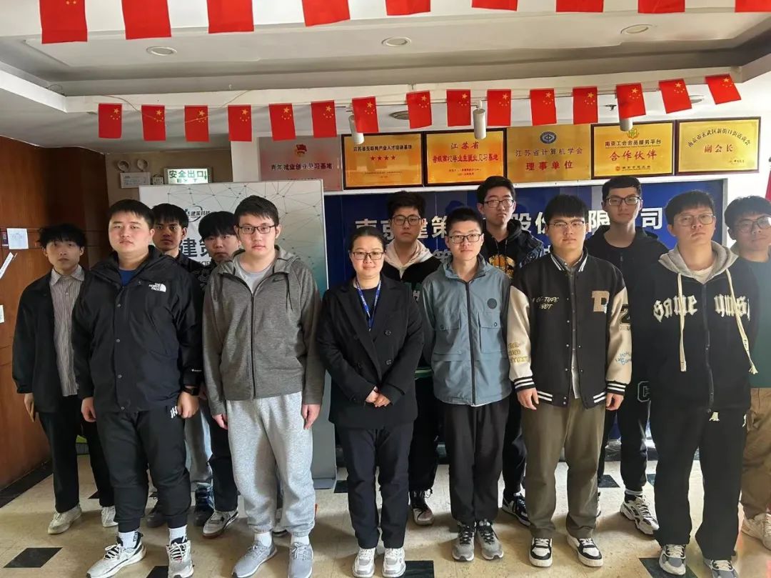 春天最美，萬物復(fù)蘇，正是學(xué)習(xí)的好時光