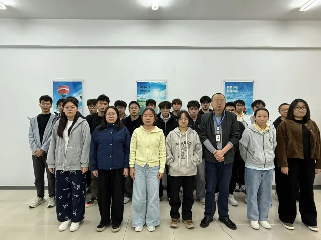 【近期結(jié)班留影】時光會定格此刻，但夢想永